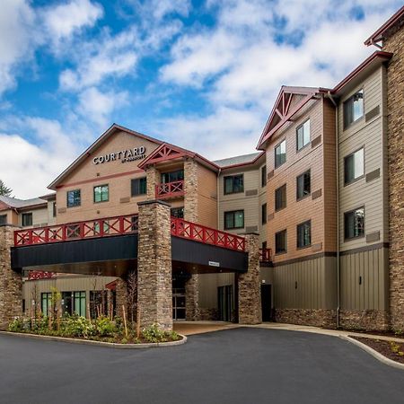 Courtyard By Marriott Olympia Hotel Bagian luar foto